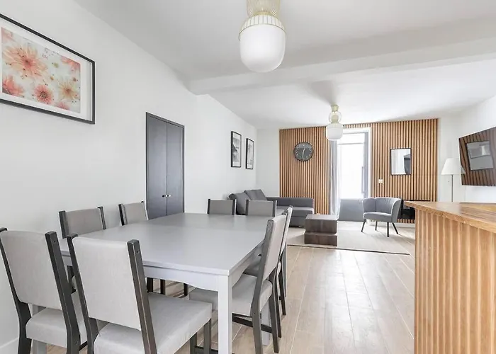 Atypique Au Coeur De Batignolles Parijs